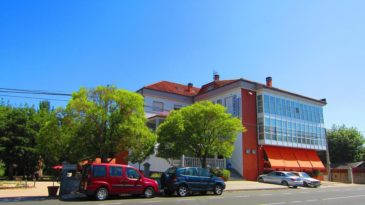 Hotel Os Caracoles Pereiro de Aguiar Buitenkant foto
